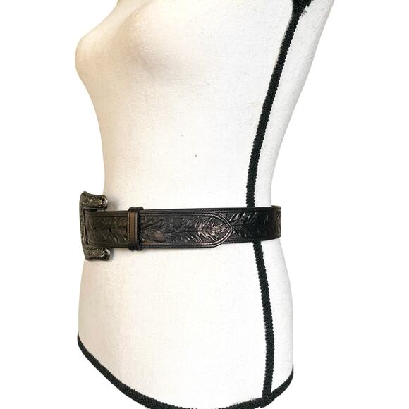 VTG Western Acorn Tooled Sz 32” Dark Brown Gun Metal Buckle Rhinestone Bling - Picture 4 of 12